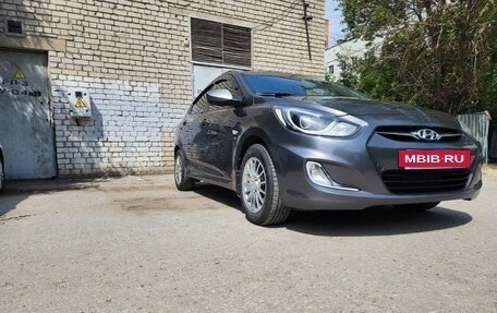 Hyundai Solaris II рестайлинг, 2012 год, 730 000 рублей, 5 фотография