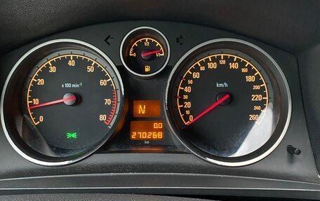 Opel Zafira B, 2014 год, 670 000 рублей, 22 фотография