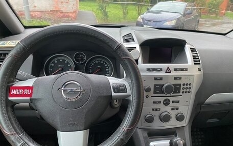 Opel Zafira B, 2014 год, 670 000 рублей, 18 фотография
