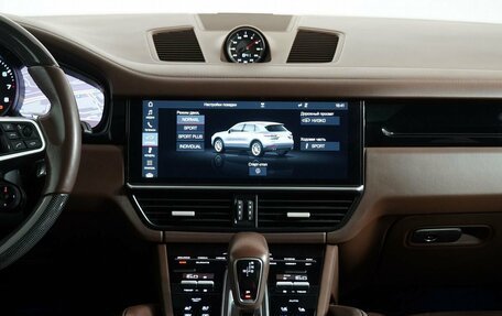 Porsche Cayenne III, 2019 год, 5 699 000 рублей, 16 фотография
