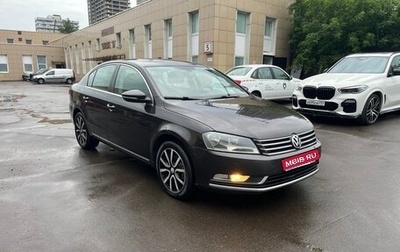 Volkswagen Passat B7, 2011 год, 1 000 000 рублей, 1 фотография