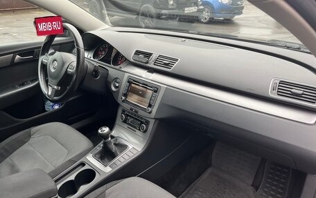 Volkswagen Passat B7, 2011 год, 1 000 000 рублей, 6 фотография
