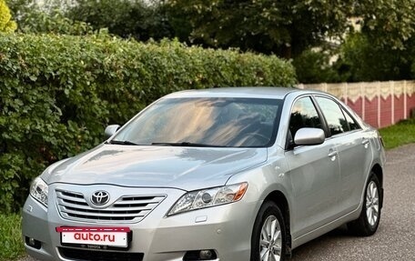 Toyota Camry, 2008 год, 1 490 000 рублей, 2 фотография