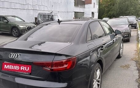 Audi A4, 2019 год, 2 440 000 рублей, 4 фотография
