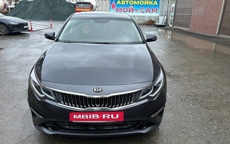 KIA Optima IV, 2019 год, 1 300 000 рублей, 2 фотография