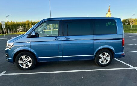 Volkswagen Multivan T6 рестайлинг, 2016 год, 3 700 000 рублей, 4 фотография