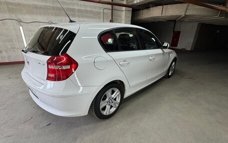 BMW 1 серия, 2011 год, 1 250 000 рублей, 6 фотография