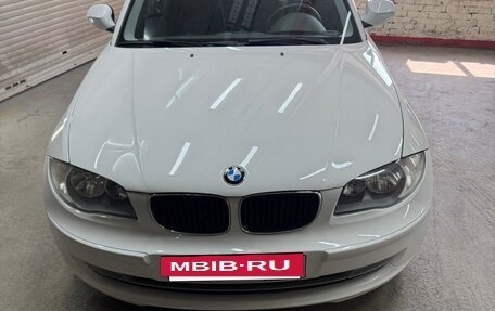 BMW 1 серия, 2011 год, 1 250 000 рублей, 2 фотография