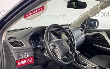 Mitsubishi Pajero Sport III рестайлинг, 2018 год, 2 760 000 рублей, 7 фотография
