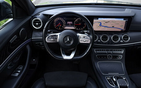 Mercedes-Benz E-Класс, 2019 год, 2 999 000 рублей, 11 фотография