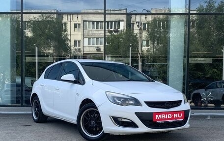 Opel Astra J, 2011 год, 780 000 рублей, 3 фотография