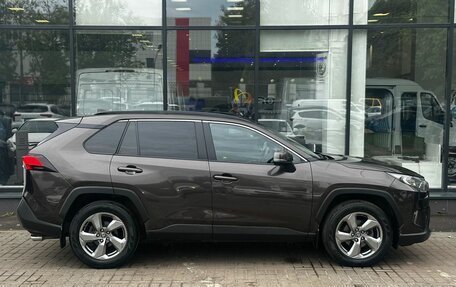 Toyota RAV4, 2020 год, 3 150 000 рублей, 4 фотография