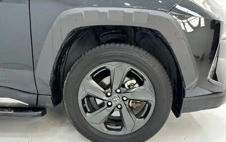 Toyota RAV4, 2022 год, 2 210 000 рублей, 8 фотография