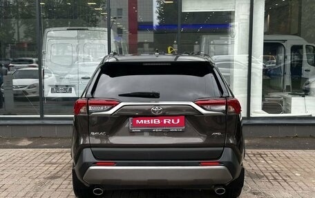 Toyota RAV4, 2020 год, 3 150 000 рублей, 7 фотография