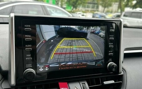 Toyota RAV4, 2020 год, 3 150 000 рублей, 12 фотография