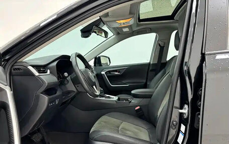 Toyota RAV4, 2022 год, 2 210 000 рублей, 14 фотография