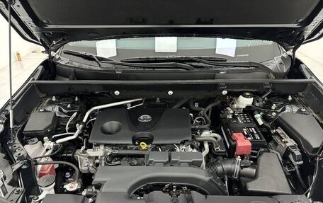 Toyota RAV4, 2022 год, 2 210 000 рублей, 9 фотография