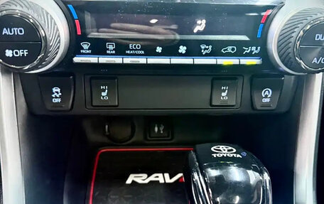 Toyota RAV4, 2022 год, 2 199 000 рублей, 13 фотография