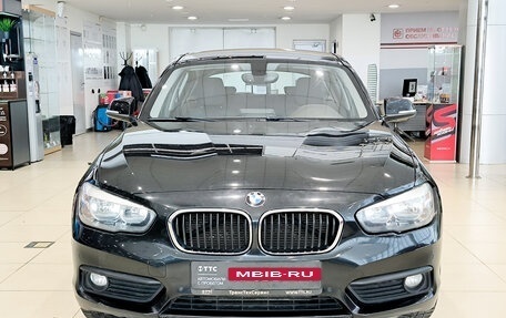 BMW 1 серия, 2017 год, 1 800 000 рублей, 2 фотография