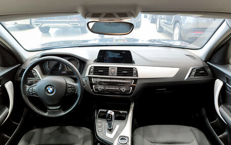 BMW 1 серия, 2017 год, 1 800 000 рублей, 17 фотография