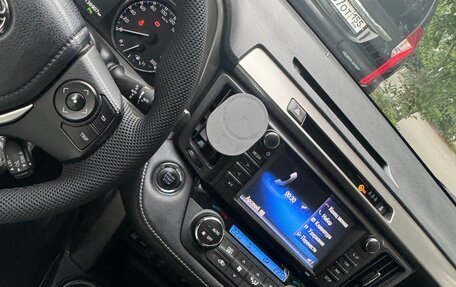 Toyota RAV4, 2017 год, 2 600 000 рублей, 9 фотография