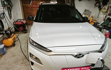 Hyundai Kona I, 2019 год, 2 420 000 рублей, 4 фотография