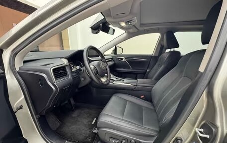 Lexus RX IV рестайлинг, 2021 год, 4 870 000 рублей, 7 фотография