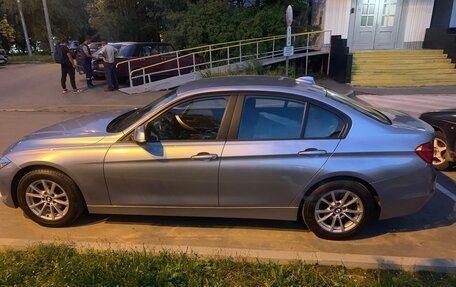 BMW 3 серия, 2014 год, 1 600 000 рублей, 3 фотография