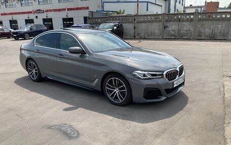 BMW 5 серия, 2020 год, 4 800 000 рублей, 2 фотография