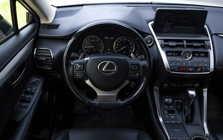 Lexus NX I, 2017 год, 2 999 000 рублей, 11 фотография