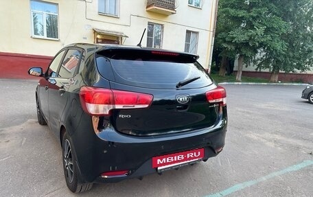 KIA Rio III рестайлинг, 2016 год, 920 000 рублей, 3 фотография