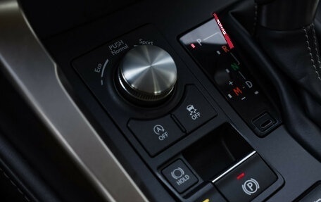 Lexus NX I, 2017 год, 2 999 000 рублей, 22 фотография
