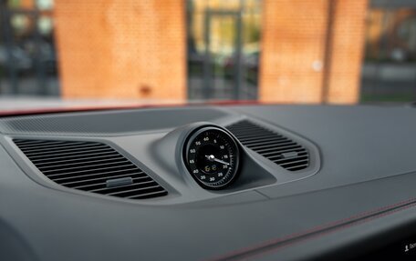 Porsche Cayenne III, 2024 год, 21 990 000 рублей, 16 фотография