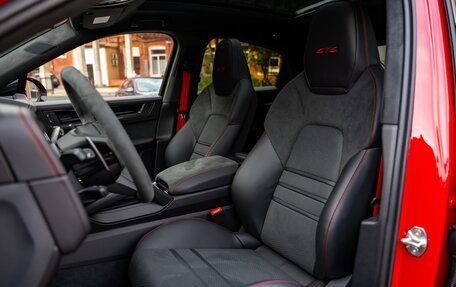 Porsche Cayenne III, 2024 год, 21 990 000 рублей, 17 фотография