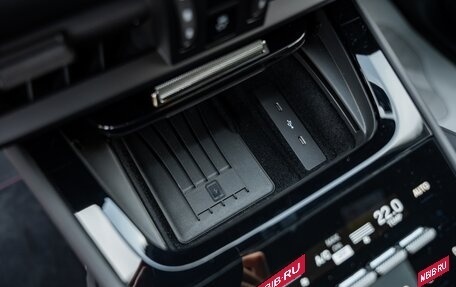 Porsche Cayenne III, 2024 год, 21 990 000 рублей, 15 фотография