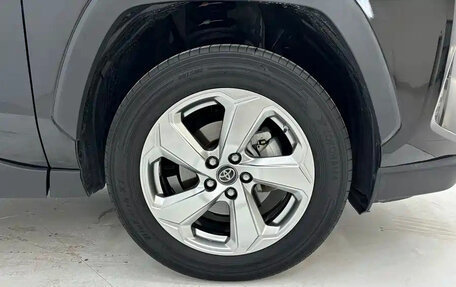 Toyota RAV4, 2022 год, 2 364 000 рублей, 8 фотография