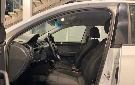 Skoda Rapid I, 2018 год, 1 200 000 рублей, 16 фотография