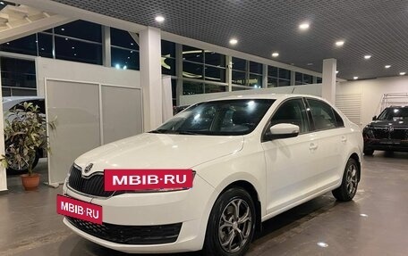 Skoda Rapid I, 2018 год, 1 200 000 рублей, 7 фотография