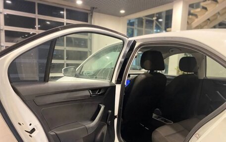 Skoda Rapid I, 2018 год, 1 200 000 рублей, 23 фотография