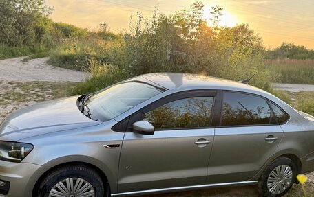 Volkswagen Polo VI (EU Market), 2018 год, 1 050 000 рублей, 4 фотография