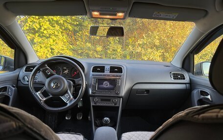 Volkswagen Polo VI (EU Market), 2018 год, 1 050 000 рублей, 13 фотография