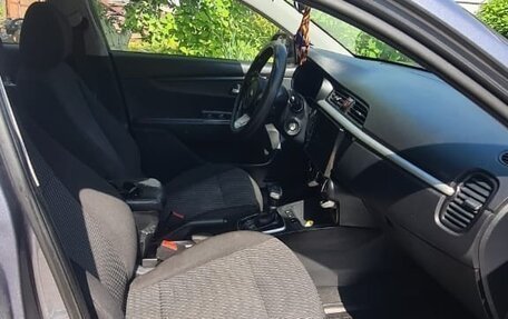 KIA Rio IV, 2018 год, 900 000 рублей, 13 фотография