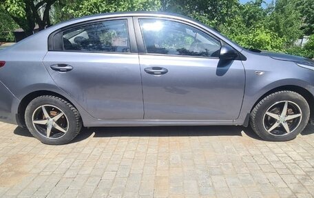 KIA Rio IV, 2018 год, 900 000 рублей, 19 фотография