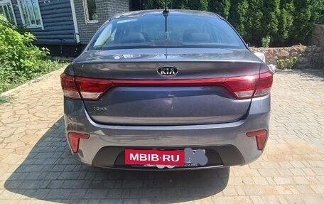 KIA Rio IV, 2018 год, 900 000 рублей, 12 фотография