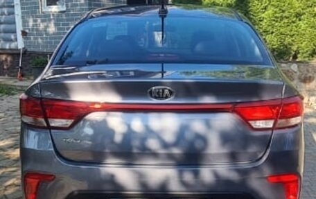 KIA Rio IV, 2018 год, 900 000 рублей, 18 фотография
