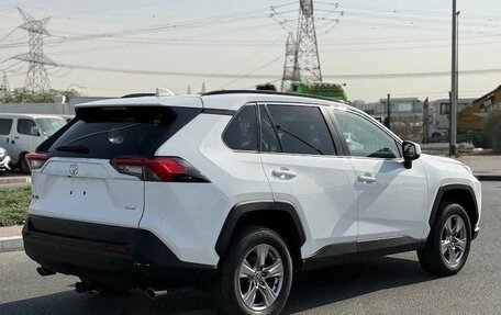 Toyota RAV4, 2022 год, 2 715 000 рублей, 5 фотография