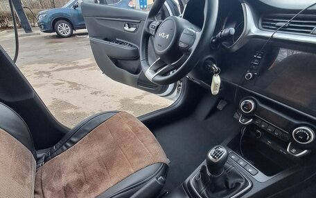 KIA Rio IV, 2022 год, 1 900 000 рублей, 11 фотография