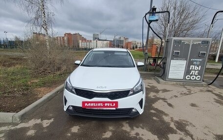 KIA Rio IV, 2022 год, 1 900 000 рублей, 7 фотография