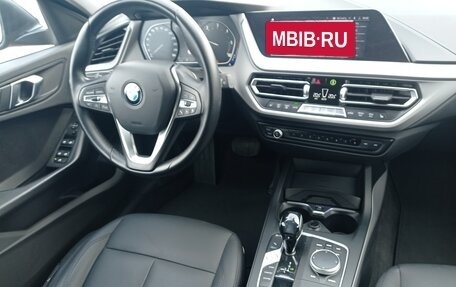 BMW 1 серия, 2021 год, 1 950 000 рублей, 4 фотография