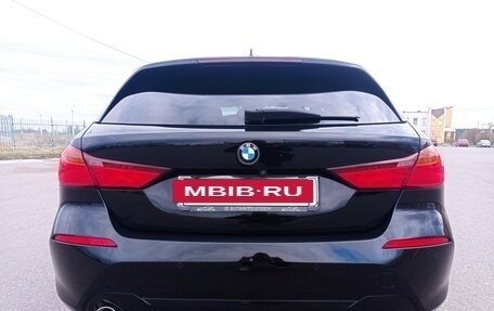 BMW 1 серия, 2021 год, 1 950 000 рублей, 8 фотография